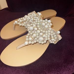 Pearl beaded sandal